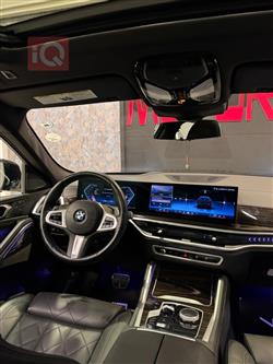 بی ئێم دەبڵیو X6